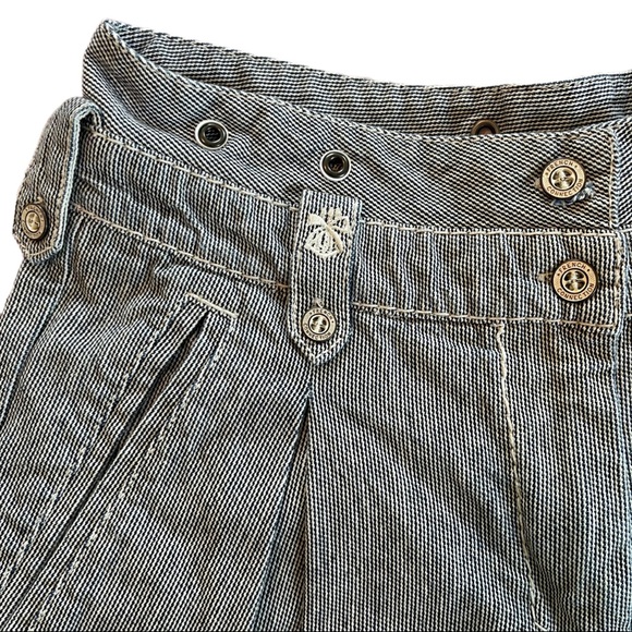 French Connection High Waisted Pleated Cuff Mom Short - Women's Size Medium - Picture 3 of 8